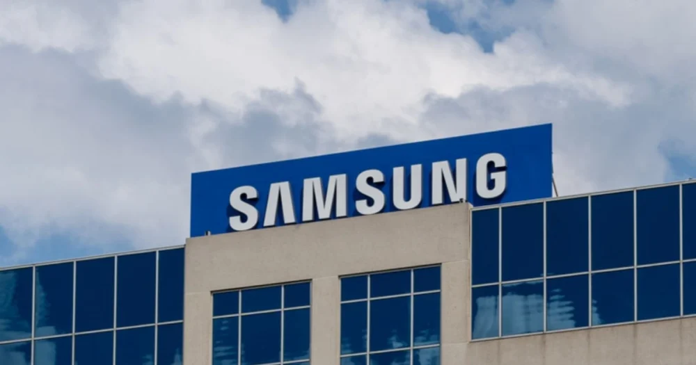 Samsung projeta lucro trimestral recorde com a alta demanda por chips de IA