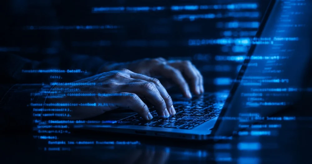 Vazamento no OpenCode expõe chaves de IA da Google, OpenAI e Anthropic