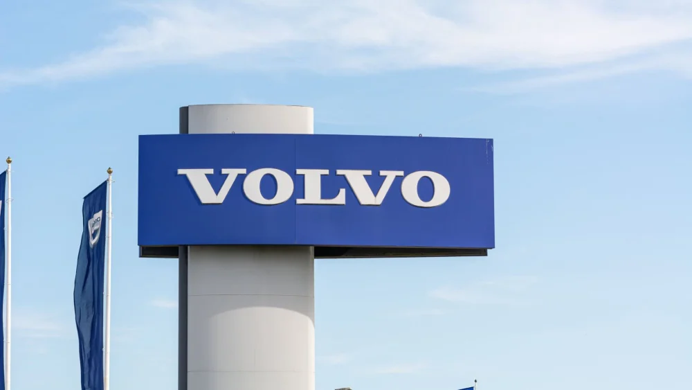 Volvo aposta na Nvidia para criar carros que dirigem sozinhos nas cidades até 2030