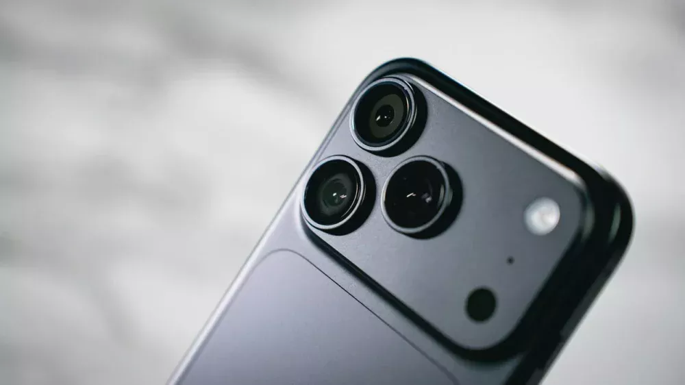 Apple estaria reduzindo produção dos iPhones 18 Pro após diminuição da demanda