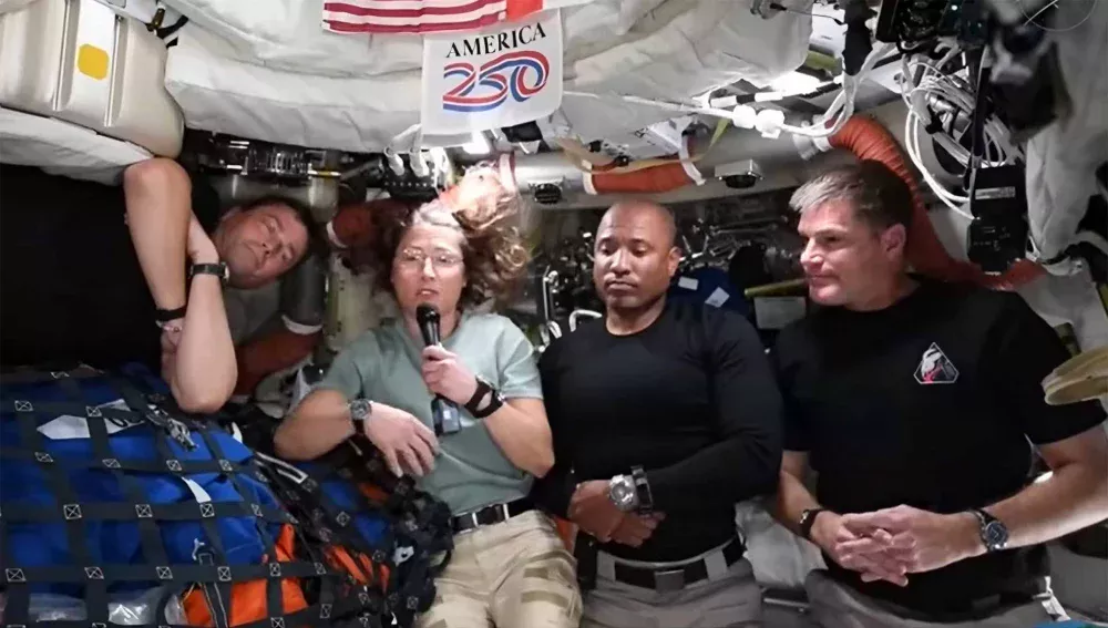 Artemis 2: comandante relata momento de medo durante viagem à Lua