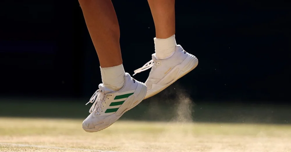 Black Friday antecipada da Adidas tem produtos da marca com até 60% OFF