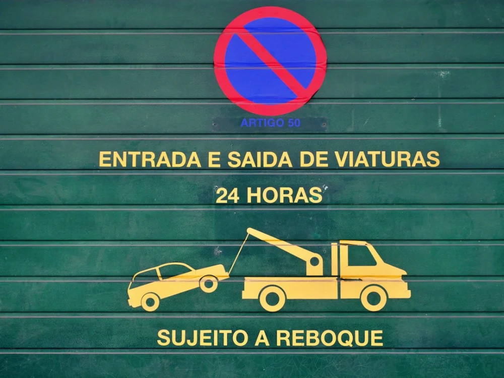 Carros que dirigem quase sozinhos: por que a Europa ainda não chegou a um acordo com a Tesla?