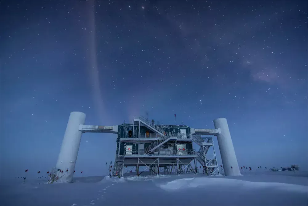 Entenda a ciência por trás do observatório de neutrinos reconhecido pelo Nobel de Física