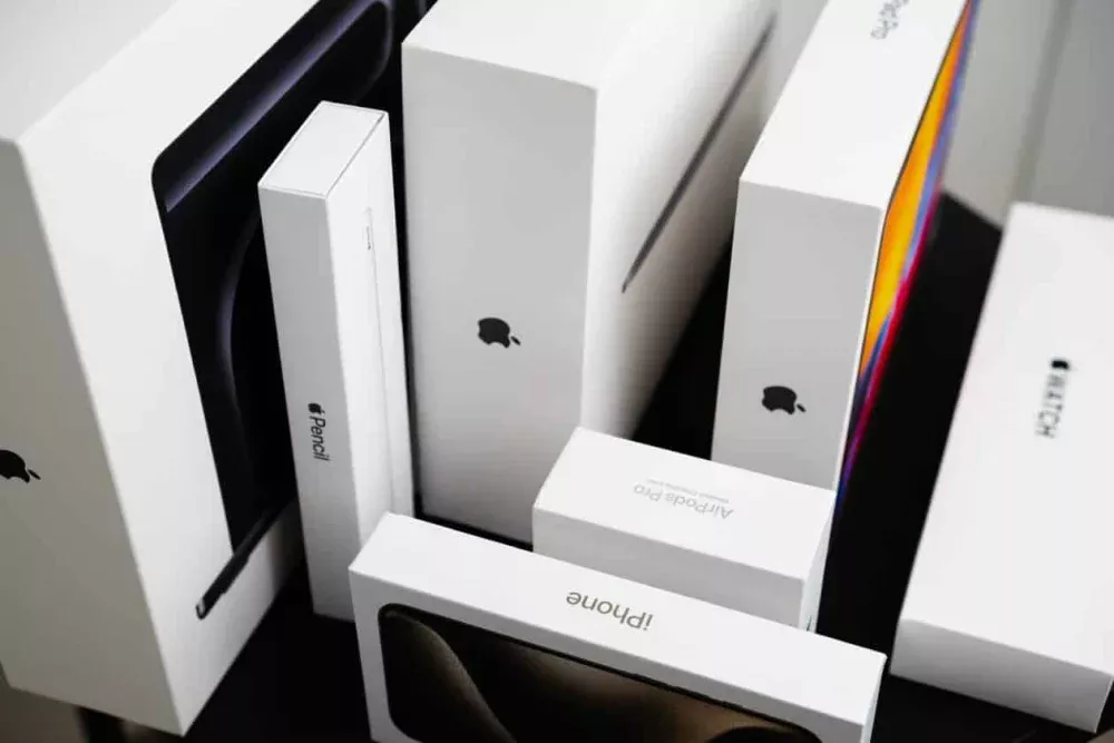 Leilões da Receita em São Paulo e Salvador contam com dezenas de acessórios e iPhones