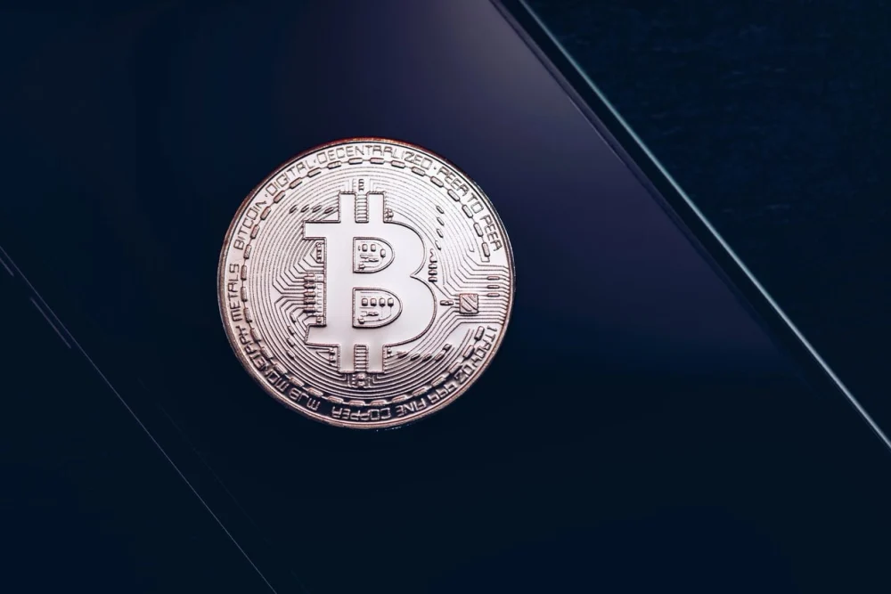 Pesquisadores revelam novo ataque a carteiras de criptomoedas no iOS