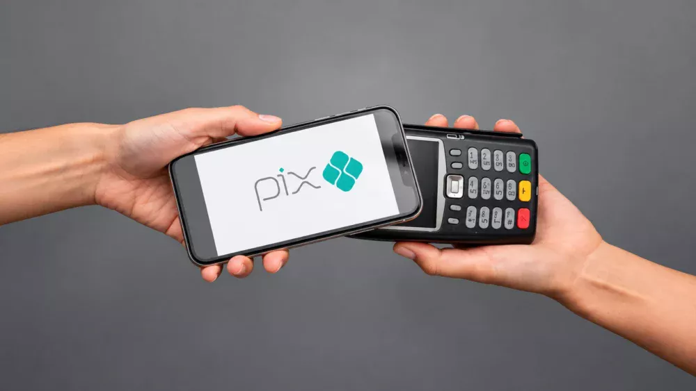 Pix por aproximação perde teto de R$ 500; veja o que muda