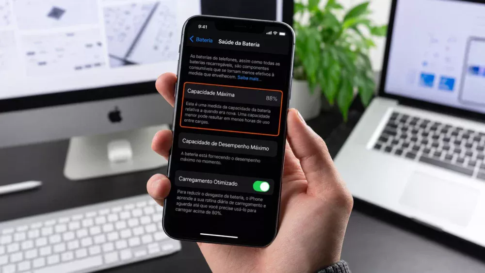 Quando trocar a bateria do iPhone e onde fazer o serviço no Brasil