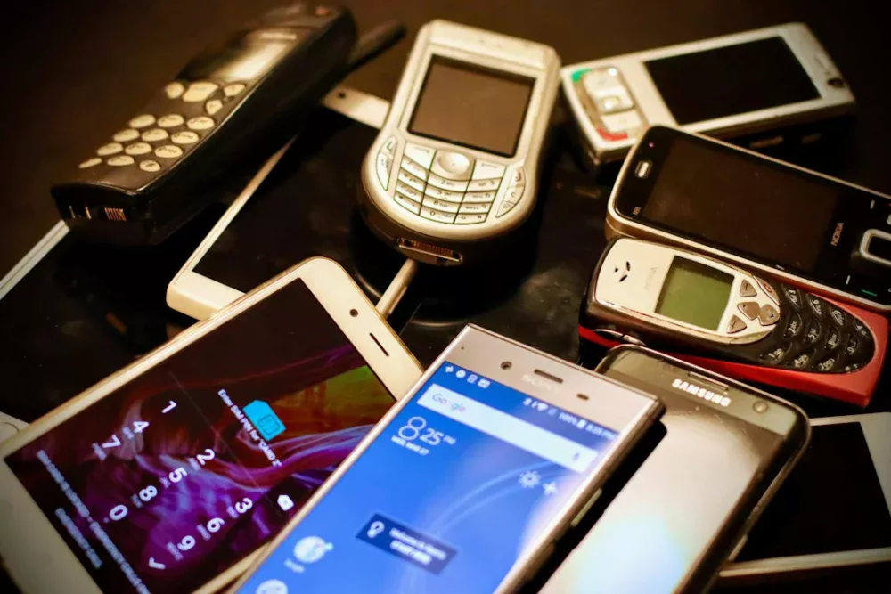 Seu celular perde bateria mesmo parado? Veja quais apps revisar e como limitar o consumo