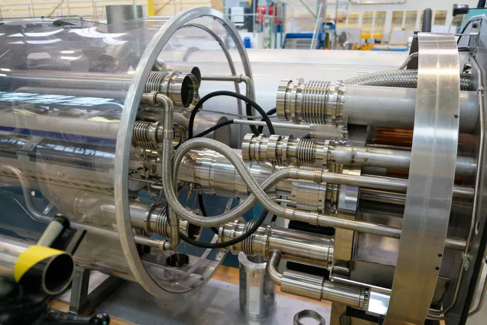 Um experimento no maior acelerador de partículas do mundo revelou um fenômeno no núcleo atômico